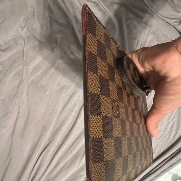 LV DAMIER WRISTLET - NEVERFUL POUCH - Picture 8 of 13